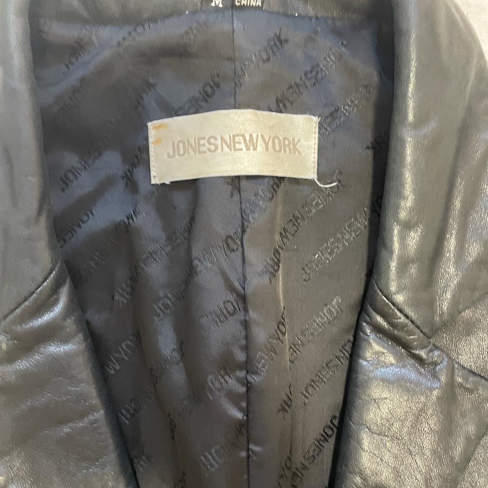 Leather jacket - Picture 4 of 5